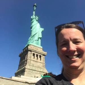 Meet your Posher, Debbie